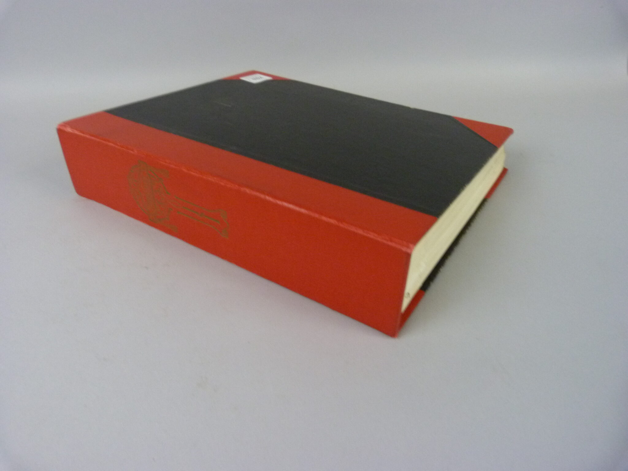 Lot 194