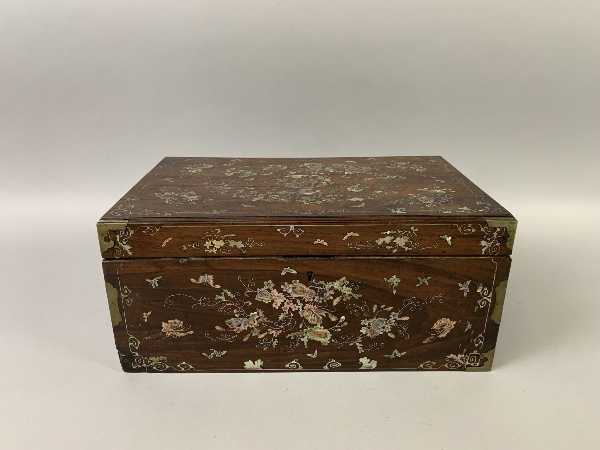 Lot 221