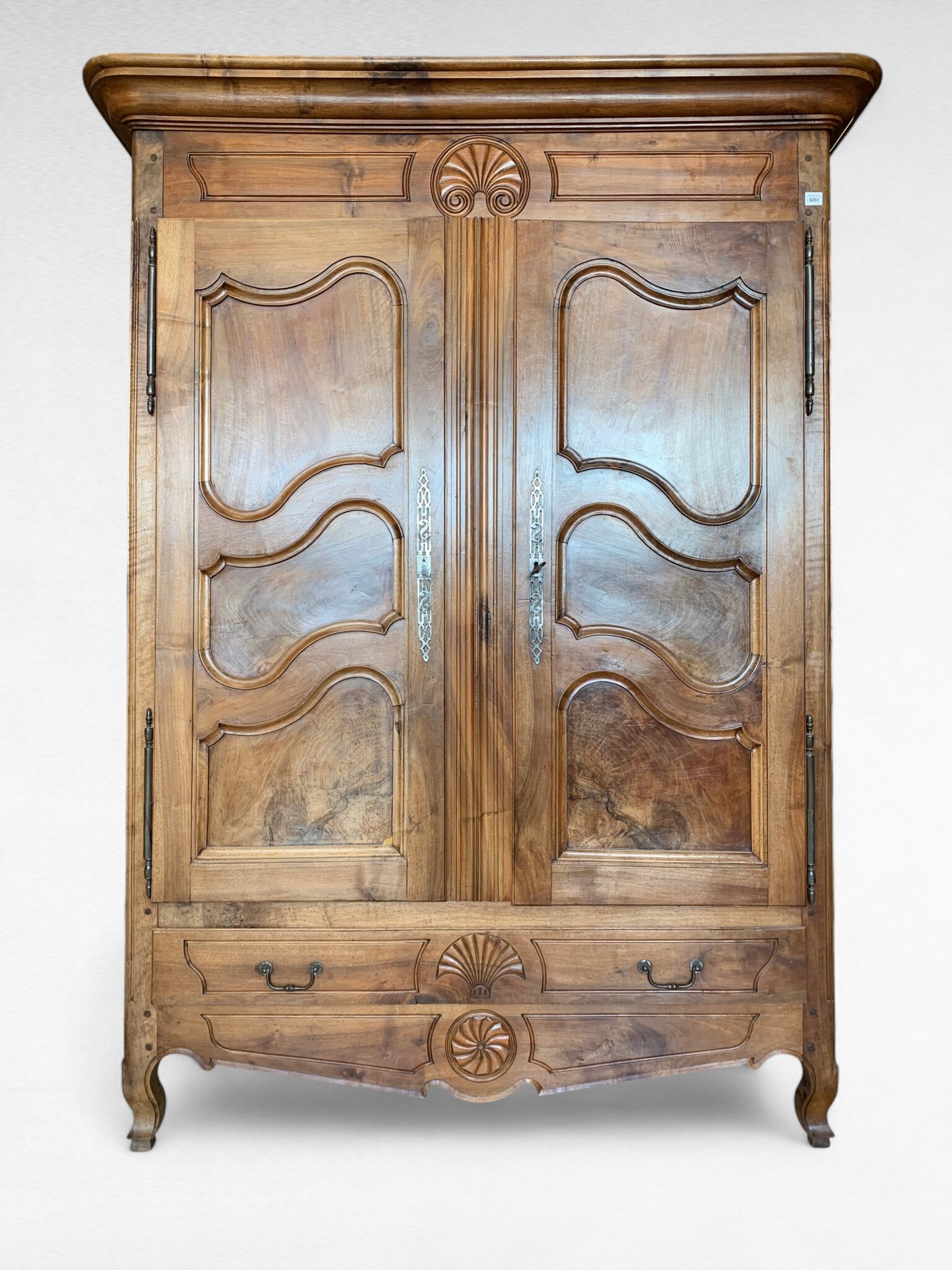 Lot 212