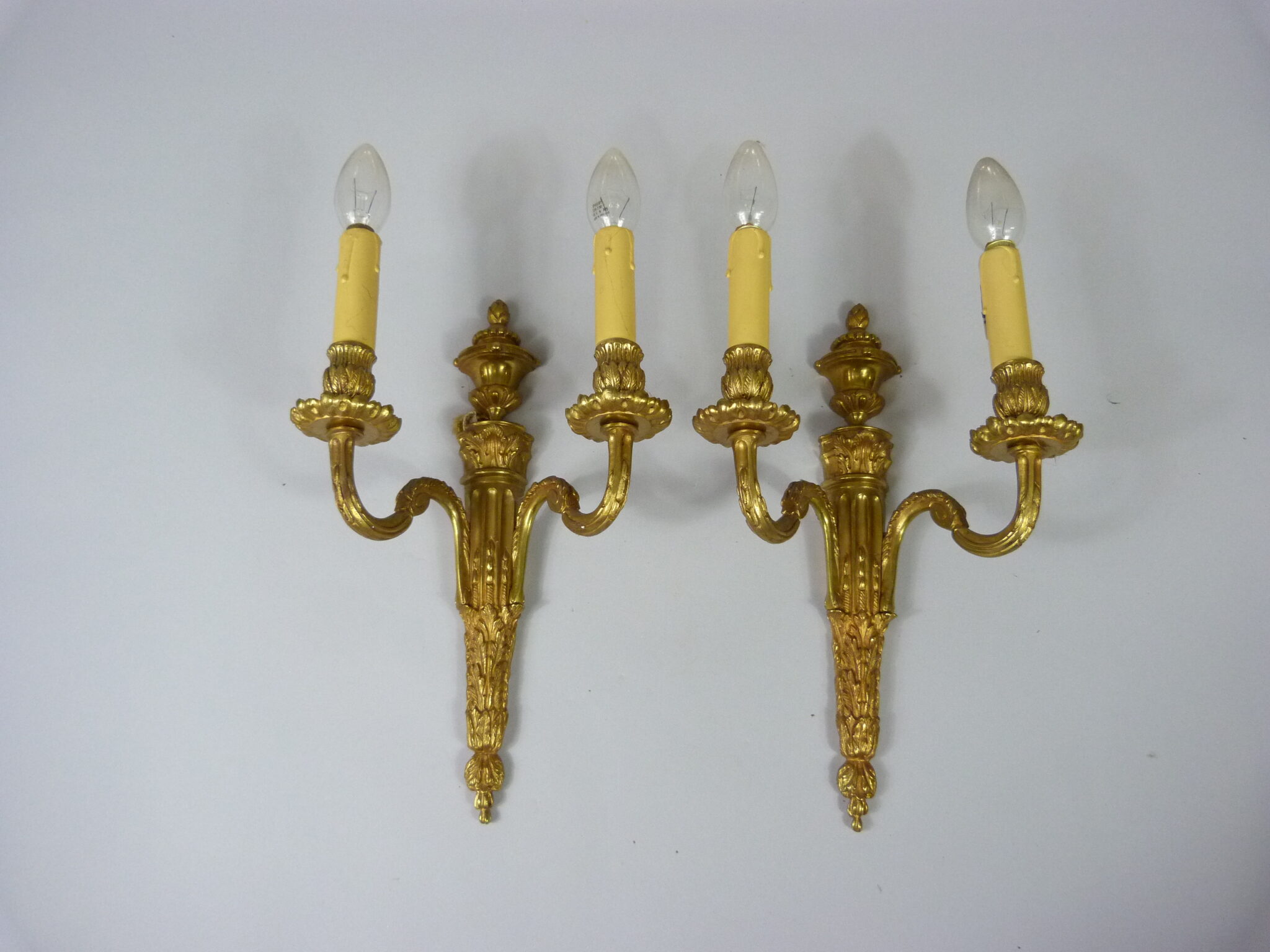 Lot 215