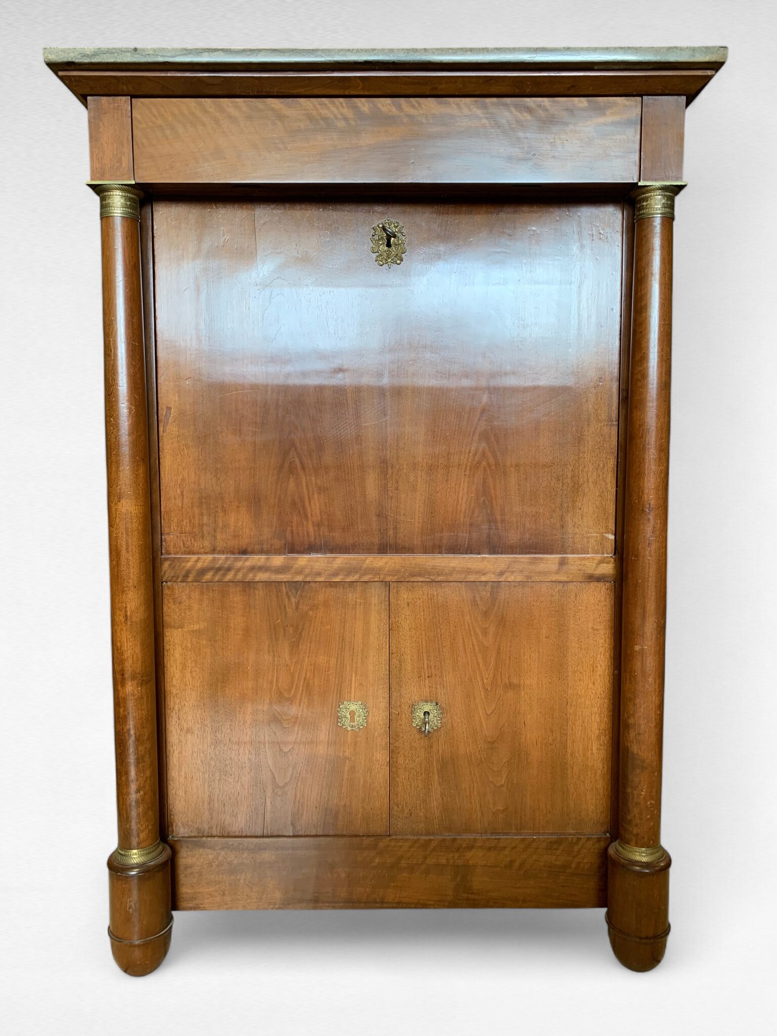 Lot 239